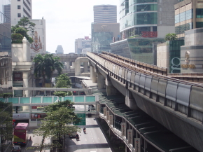 チットロム駅からの風景